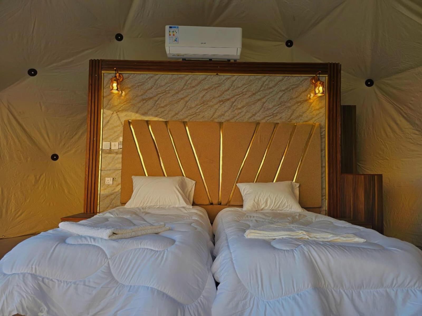 Salman Zwaidh Camp Hotel Wadi Rum Bagian luar foto